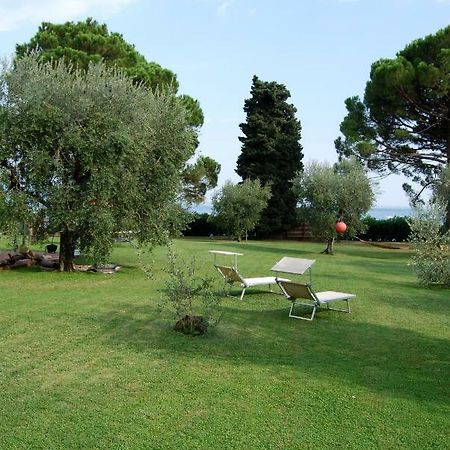 Bequi Bed & Breakfast San Felice del Benaco Ngoại thất bức ảnh